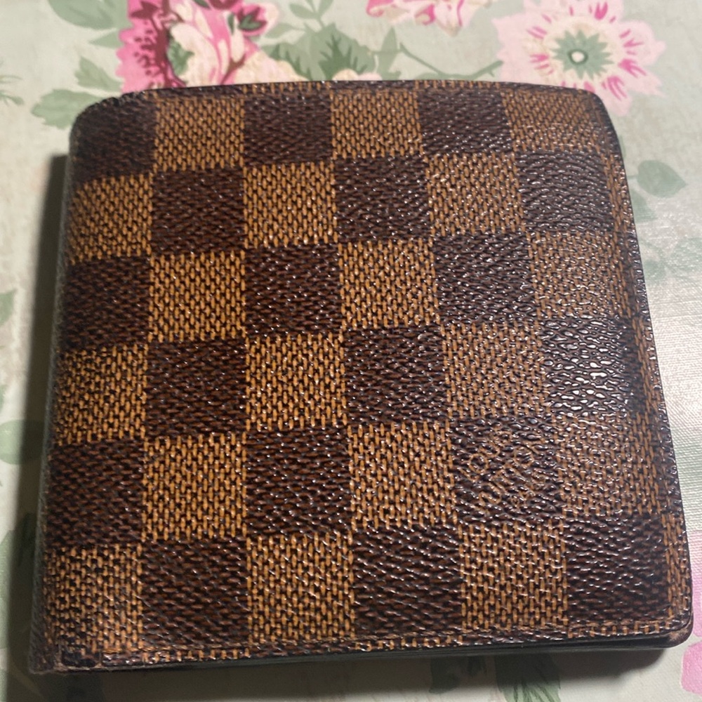 Men’s Louis Vuitton Damier Wallet